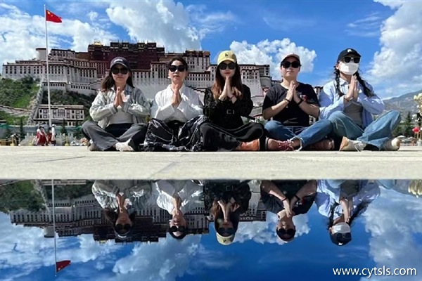 十月從嘉興去拉薩跟團(tuán)要多少錢(qián)