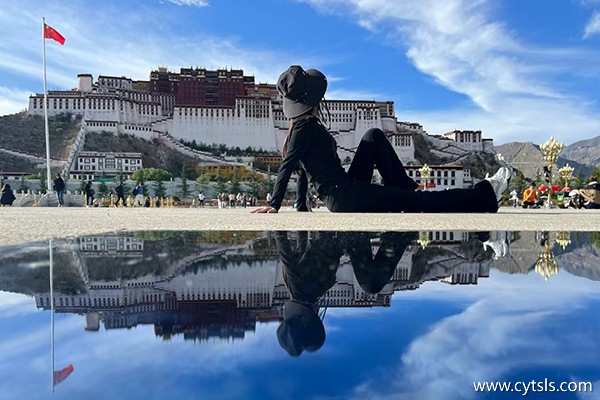 兩個(gè)人報(bào)旅游團(tuán)去西藏7天多少錢(qián)