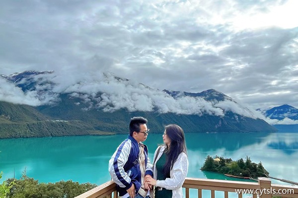 去西藏旅游兩個(gè)人要準(zhǔn)備多少費(fèi)用