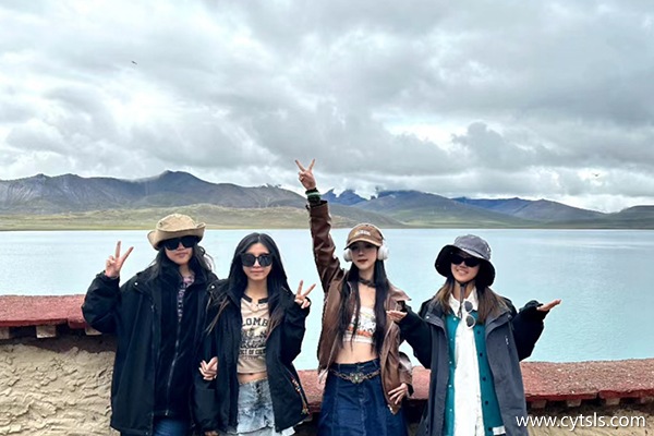 去拉薩旅游一個(gè)人需要花費(fèi)多少錢(qián)